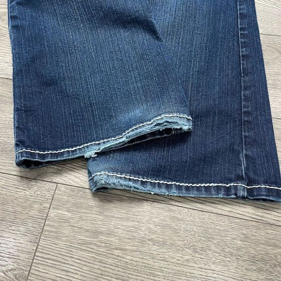5/$20 Silver Suki Flap Bootcut Flare Jeans Womens 30x32 Mid Rise Rhinestones - Picture 10 of 13